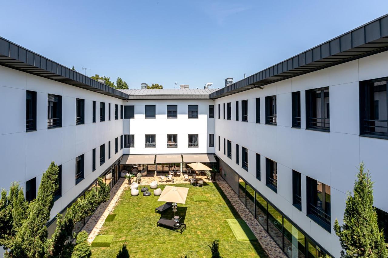 Les Jardins De St Cloud Aparthotel Сен-Кло Екстериор снимка