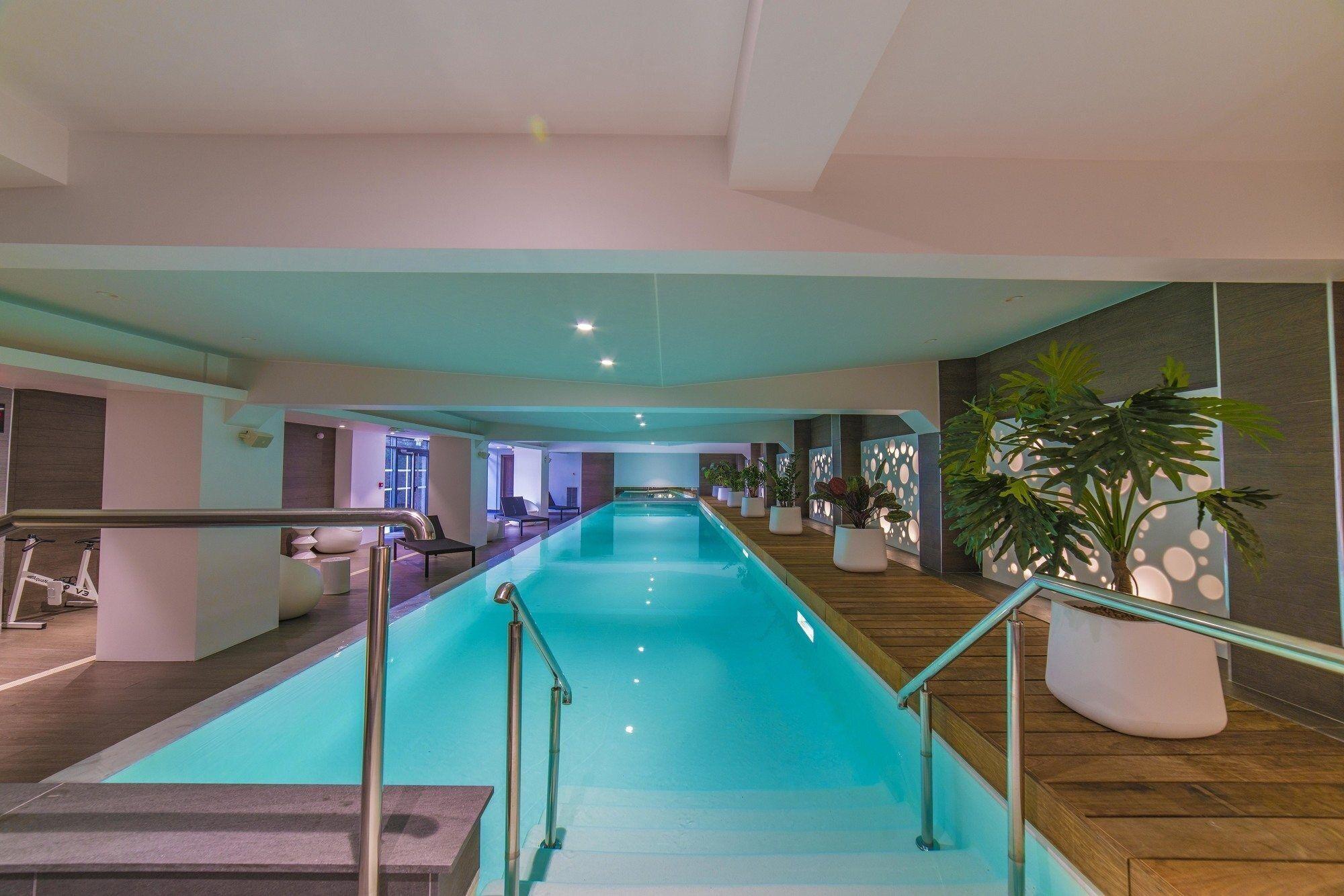 Les Jardins De St Cloud Aparthotel Сен-Кло Екстериор снимка